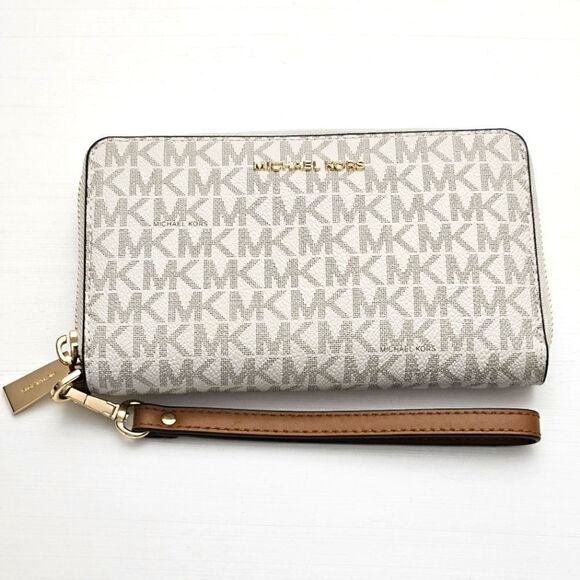 EUC, Michael, Kors full sized wallet, Great condition. - Picture 1 of 11